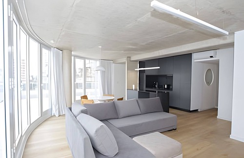 Belgrano House | 802 O "Spectacular apartment with terraced balcony".
