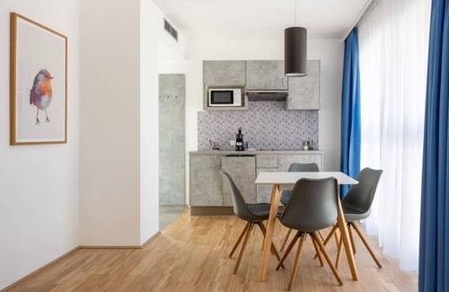 Geidorf Apartment | Arbio I 2 bedrooms Apart near Grazer Uhrturm