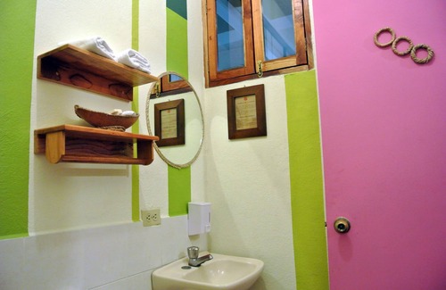 Antiguo Cuscatlan Bed & Breakfast | Árbol de Fuego Eco-hotel, a green experience in the city