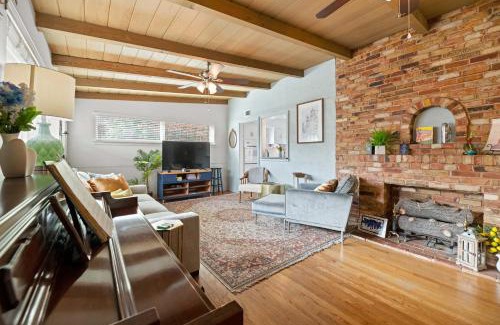 Dallas House | Arboretum Retreat