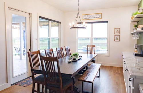 McLennan County House | Arcade 5 TVs 2 LR 20min to Baylor 5 Acres