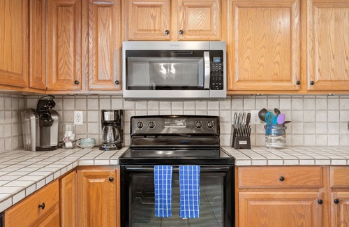 Chandler House | Arcade Room! w/Heated Pool and NEW Hot Tub