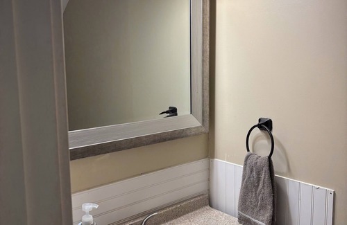 Evansville Condo | Arcade With Charming 2-Bedroom Condo In Evansville W/WiFi, AC & Patio!
