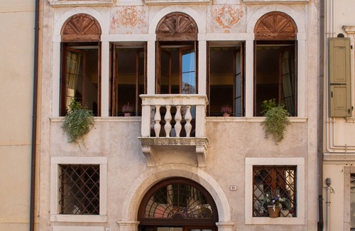 Feltre Apartment | Archè house. Bright apartment in the historic center of the ancient city of Feltre