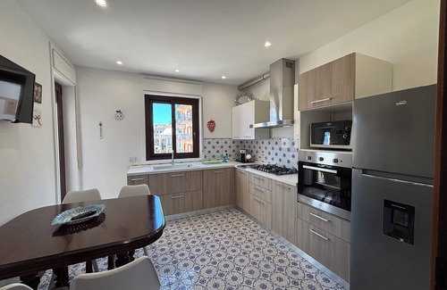 Cefalu Apartment | Archimedes Lounge in Cefalù