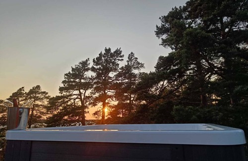 Kimito Island Apartment | Archipelago Suites, 'Be part of Nature' With Jacuzzi