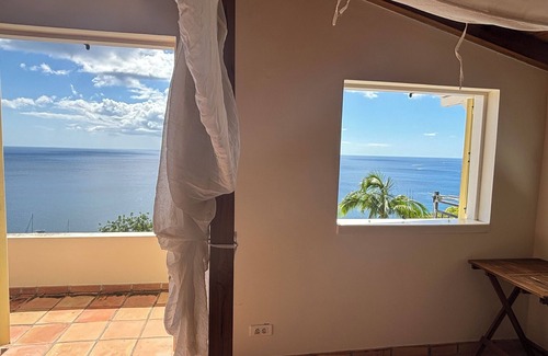 Les Anses-d'Arlets Villa | Architect-designed villa, unique location, 180° view. New concierge service.