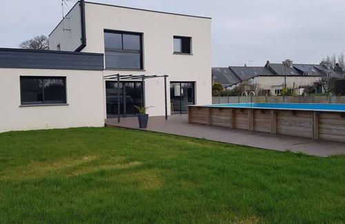 Saint-Denoual House | Architect-designed house with swimming pool