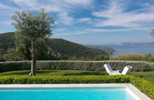 Skiathos Villa | Architect-designed 4-bedroom villas with private pools
