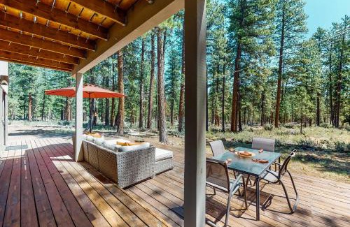 Black Butte Ranch House | Architect's Masterpiece Black Butte