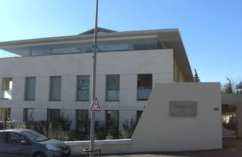 Nord Condo | Architect's residence 2 minutes from the plane tree countryside