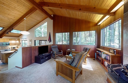 Sea Ranch House | Architectural Gem with Forest View, Close to Trails - Access to Shared Pools