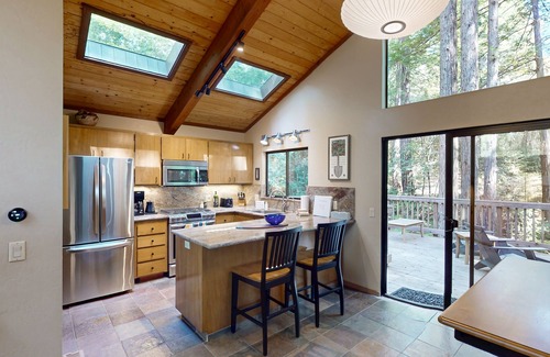 Sea Ranch House | Architectural Gem with Forest View, Close to Trails - Access to Shared Pools