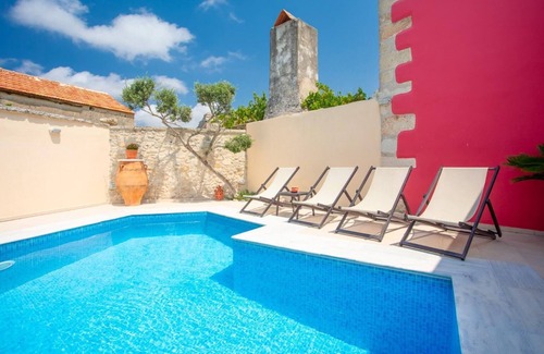 Monopari Villa | Archontiko Galliaki Private Pool, A/C, WiFi
