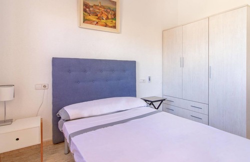 Cabo de Palos House | Are you dreaming of a vacation by the sea with the whole family? Then take a closer look at this bea
