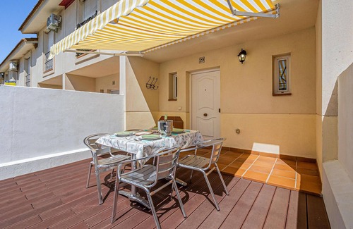 El Pedroso House | Are you dreaming of a relaxing vacation with cultural experiences and walks in nature?