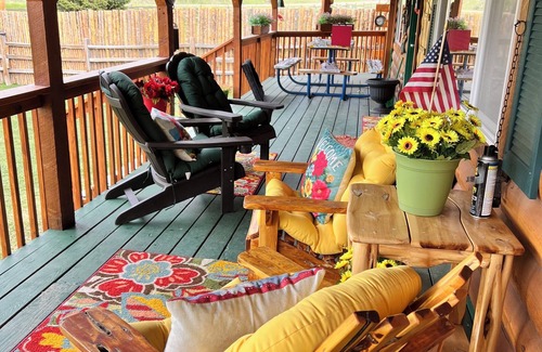 Custer County Cabin | Are you thinking about cabin tripping in Colorado? We have you covered.