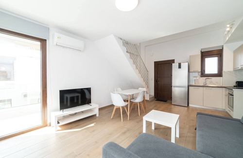 Paralia Ofryniou Villa | Argilos & Argilos Deluxe Residential Complexes-Three - Bedroom Loft with one Bat