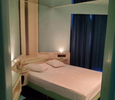 Skaramangas Hotel | Argo