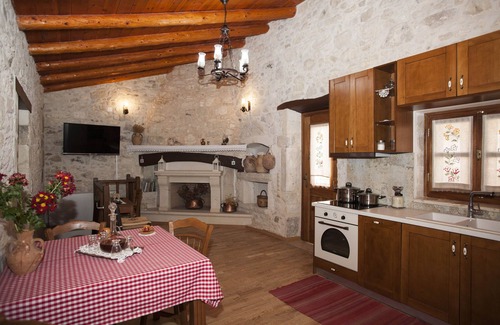 Margarites House | ARIADNE TRADITIONAL HOME
