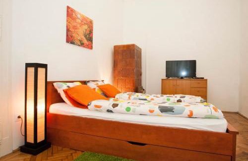 Belvaros - Lipotvaros Apartment | Ariel Studio Close to St. Stephen Basilica