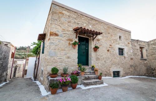 Plouti House | ARISTIDIS'S PLOUTI MOIRES
