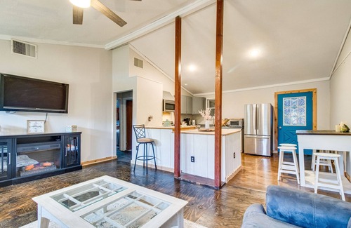 Mountain Home House | Arkansas Vacation Rental < 1 Mi to Norfork Lake