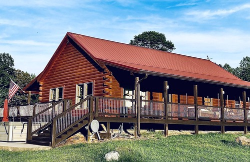 Piney Mountain House | Arlene’s Escape at Piney Mountain Preserve.
