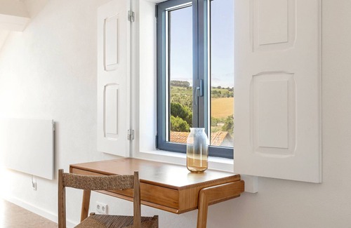 Ventosa Villa | Arneiro Garden House - Country Retreat w/ BioPool