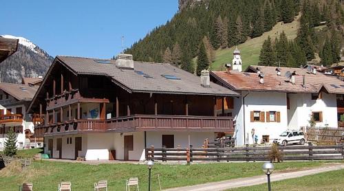 Penia Apartment | Arnica