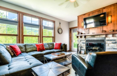 Tremblant-Les-Eaux Apartment | Arnica Tremblant 209