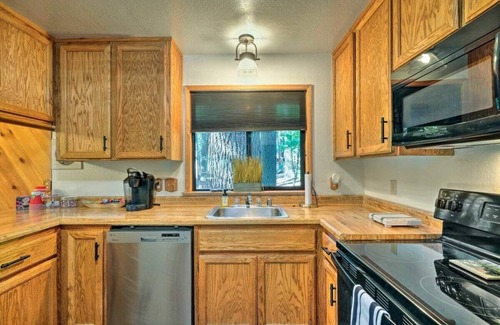 Arnold Cabin | Arnold Cabin Close to Calaveras Big Trees State Park