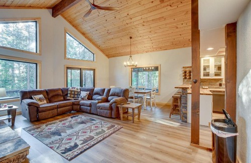 Arnold House | Arnold Cabin Near Calaveras Big Trees State Park!
