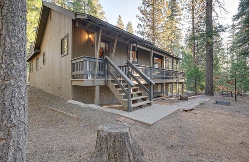 Arnold House | Arnold Cabin Near Calaveras Big Trees State Park!
