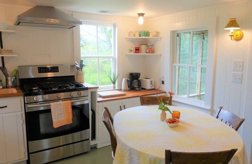 Ocracoke Cottage | Around the corner from the Ocracoke Lighthouse and Springer's Point.