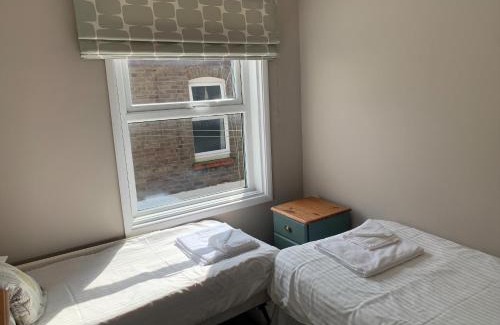 Douglas Apartment | Arrandale Apartments