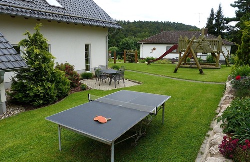 Voehl Apartment | Arrive and feel good.