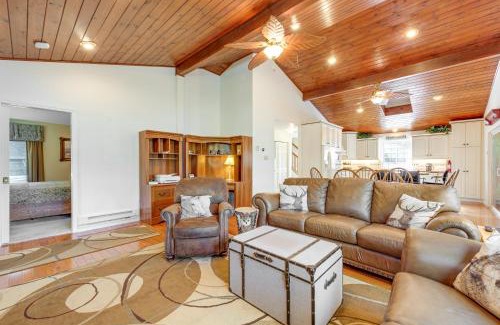 Pocono Lake House | Arrowhead Lake Retreat with Dock and Pool Access!