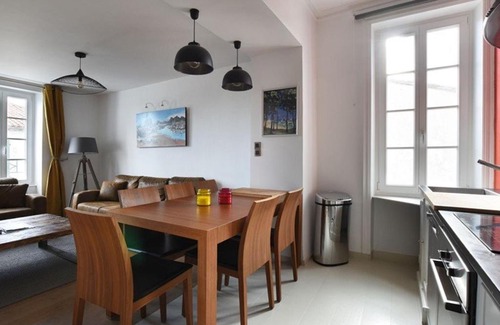 Ars-en-Re Apartment | Ars-en-Ré : Appartement avec vue sur le port et Wi-Fi - FR-1-434-54