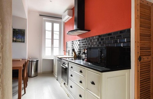 Ars-en-Re Apartment | Ars-en-Ré : Appartement avec vue sur le port et Wi-Fi - FR-1-434-54