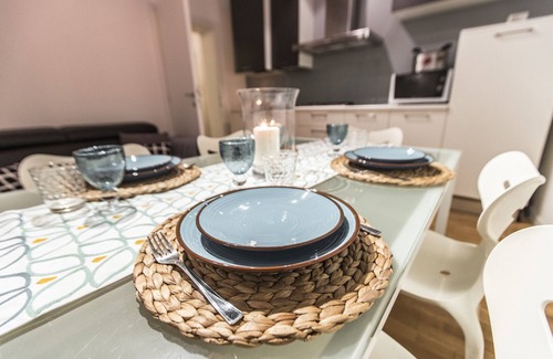 Castello Apartment | Arsenale Design Apartment R&R