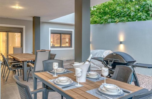 Spata-Artemida Villa | Arsiola 3 Bedroom House - 150m from the Beach