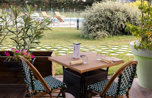 Cohade Hotel | Artémis Hôtel & Spa Bistro Coquet