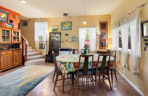 Vallecito House | Art on the Ridge ~ 3-bedroom house in Vallecito with WiFi/heat/AC