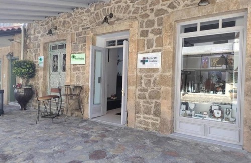 Messinia Apartment | Art Studios Gialova with King Size Bed Garden View Balcony 5" to the beach