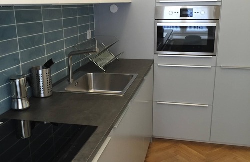Inner City Budapest Apartment | Artapart Luxury And Art In Budapest - Apartment K3