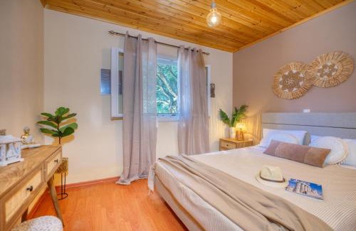 Agios Matthaios House | Artemis Prasoudi Beach