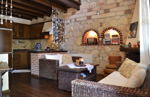 Psakoudia House | ARTEMIS STONE HOUSE