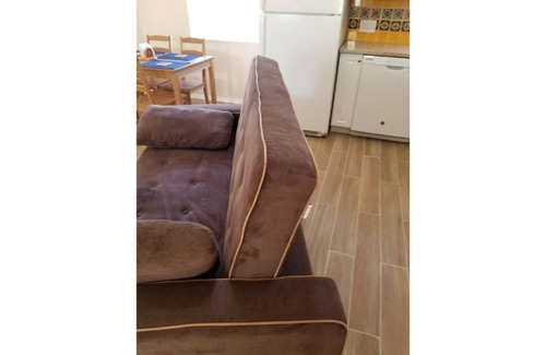 Nob Hill House | Artistic 1-BR House with 1-QN Bed & 1-Sofa Bed