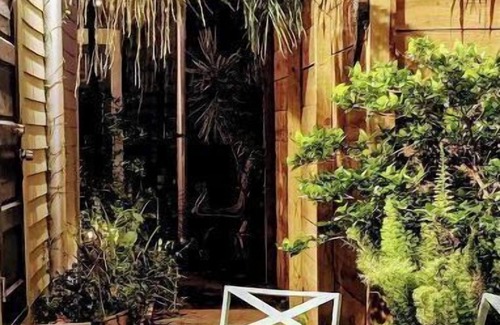 Faubourg Lafayette Apartment | Artistic Space Hosted by Andy